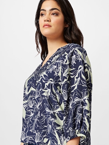 Vero Moda Curve - Blusa 'ABBI' em azul