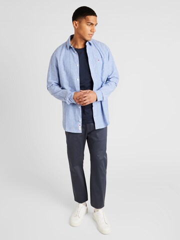 Tommy Jeans Regular fit Button Up Shirt in Blue