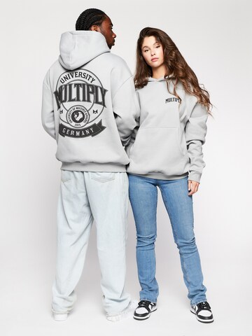 Multiply Apparel Sweatshirt i grå