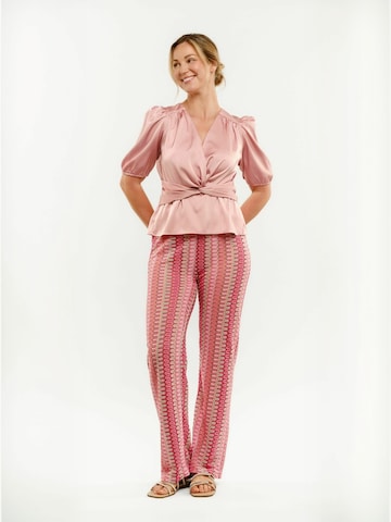 Liberte Essentiel - Camisa ' TIKI SS ' em vermelho