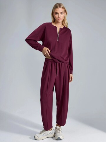 Hiccup - Calças de fato em vermelho: frente