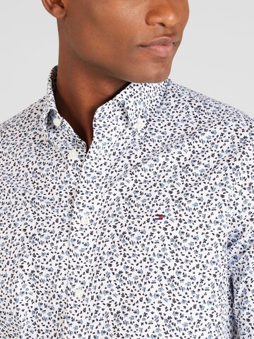 TOMMY HILFIGER - Ajuste regular Camisa en blanco