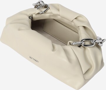 balts Calvin Klein "Clutch" stila somiņa