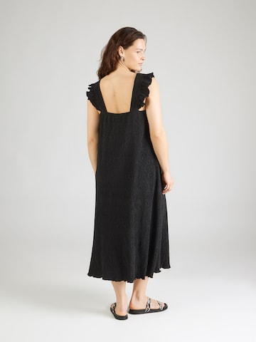 Robe 'PCFLORA' PIECES Curve en noir