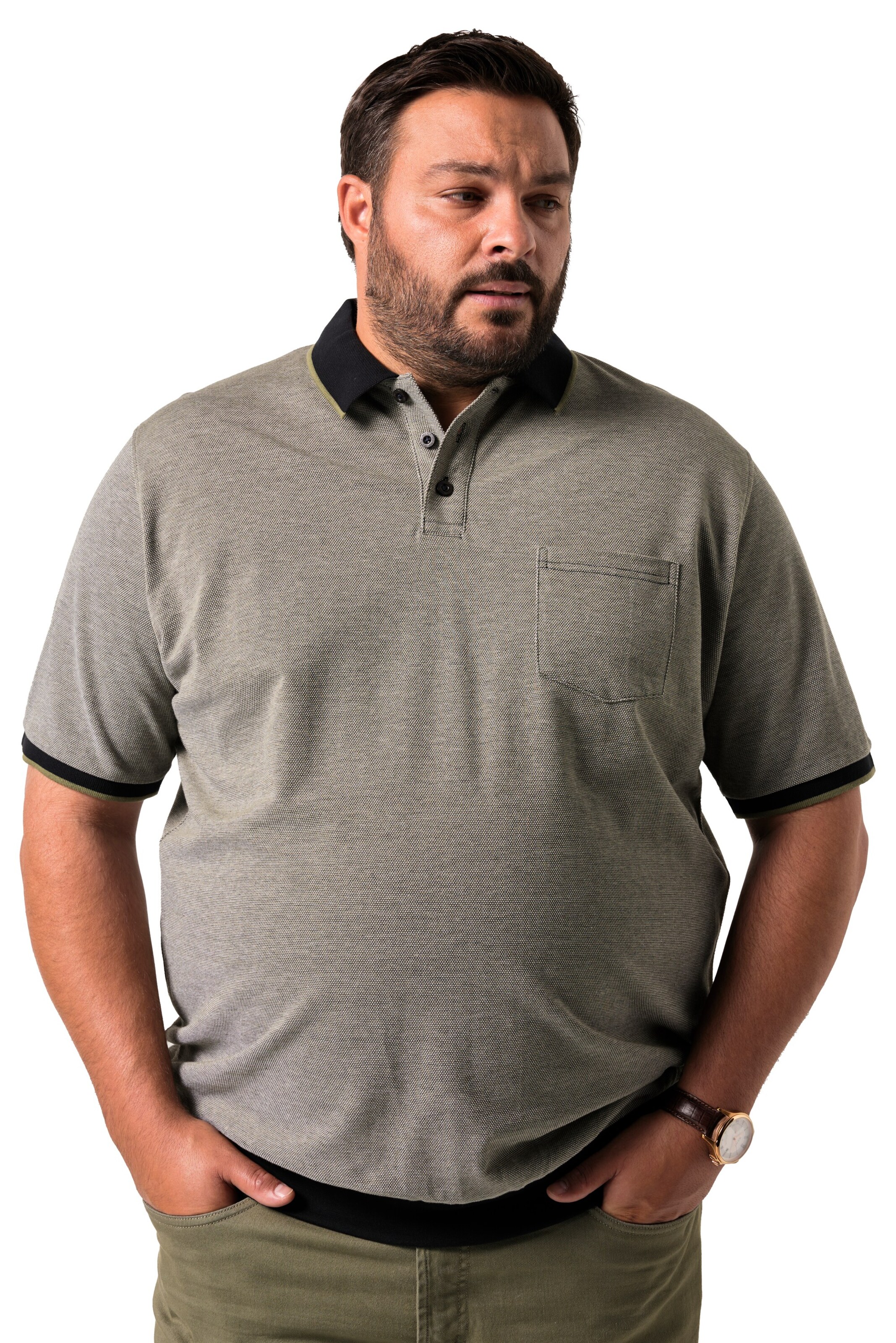 Men Plus Shirt in Grey: front