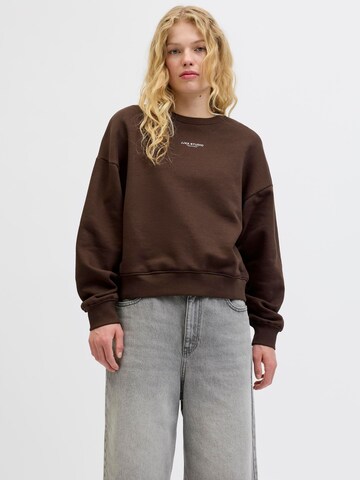 JJXX Sweatshirt 'JXSTUDIO' in Braun: Vorderseite