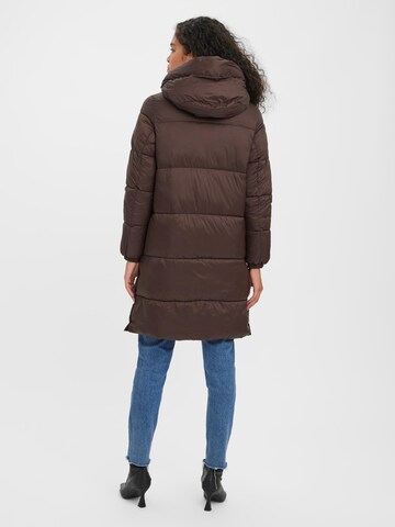 Manteau d’hiver 'Uppsala' VERO MODA en marron