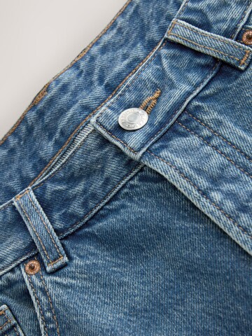 Next Regular Shorts in Blau