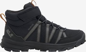 JACK WOLFSKIN Boots in Black: front