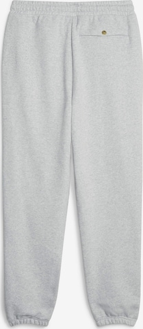 Tapered Pantaloni di PUMA in grigio