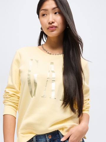 GAP Sweatshirt in Yellow