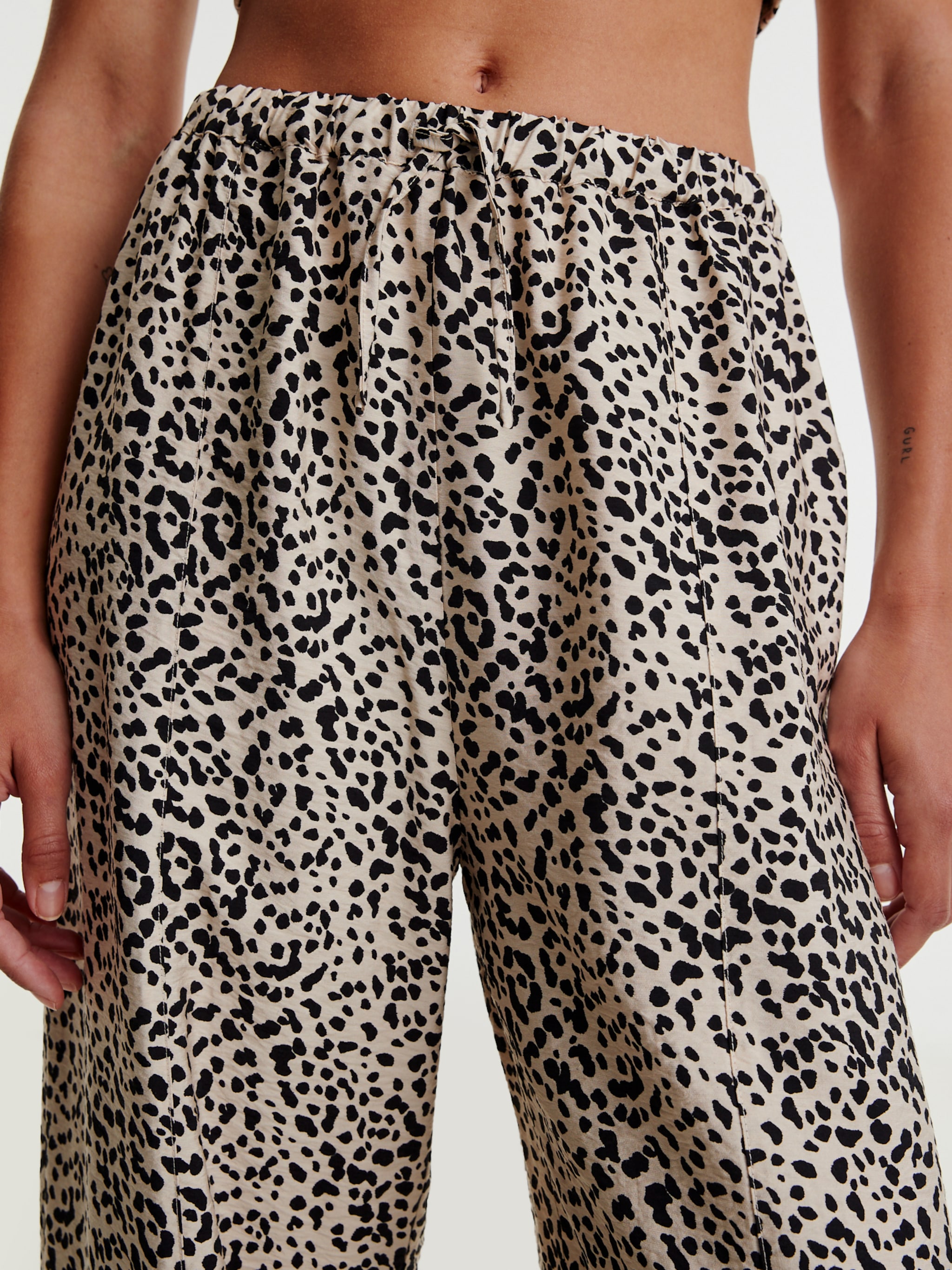 EDITED Produkte Hose 'Jeanna' beige