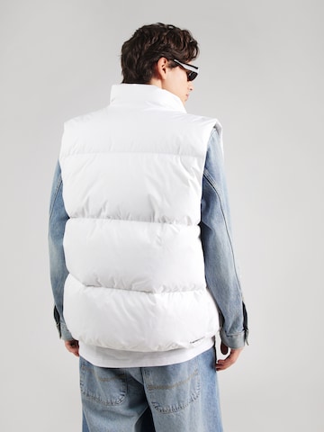 Nike Sportswear Mellény 'CLUB' - fehér