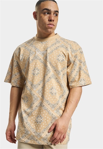 T-Shirt Karl Kani en beige : devant