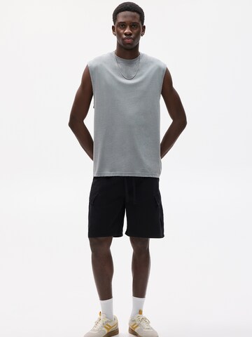 Pull&Bear Широка кройка Карго панталон в черно