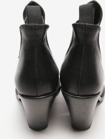 Acne Dress Boots in 37 in Black