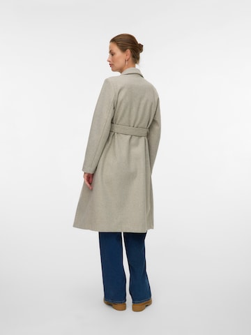 Cappotto di mezza stagione 'VMMFORTUNEAYA' di Vero Moda Maternity in grigio