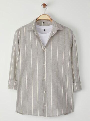 Coupe regular Chemise Trendyol en bleu : devant