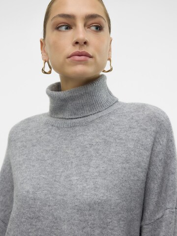 VERO MODA Pullover 'NINNA' i grå