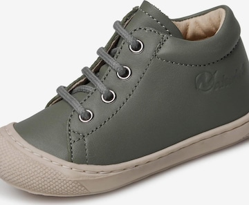 Chaussure basse 'COCOON ZIP' NATURINO en vert : devant