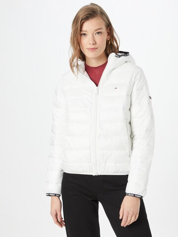 Tommy Jeans Regular Between-Season Jacket in White: front