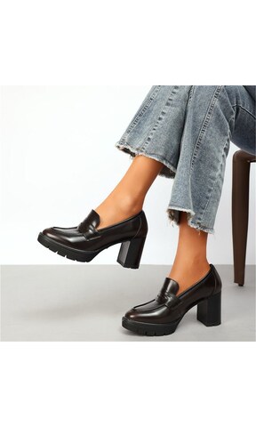 Ital-Design Pumps in Brown: front