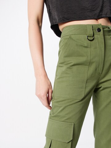 regular Pantaloni cargo di Warehouse in verde