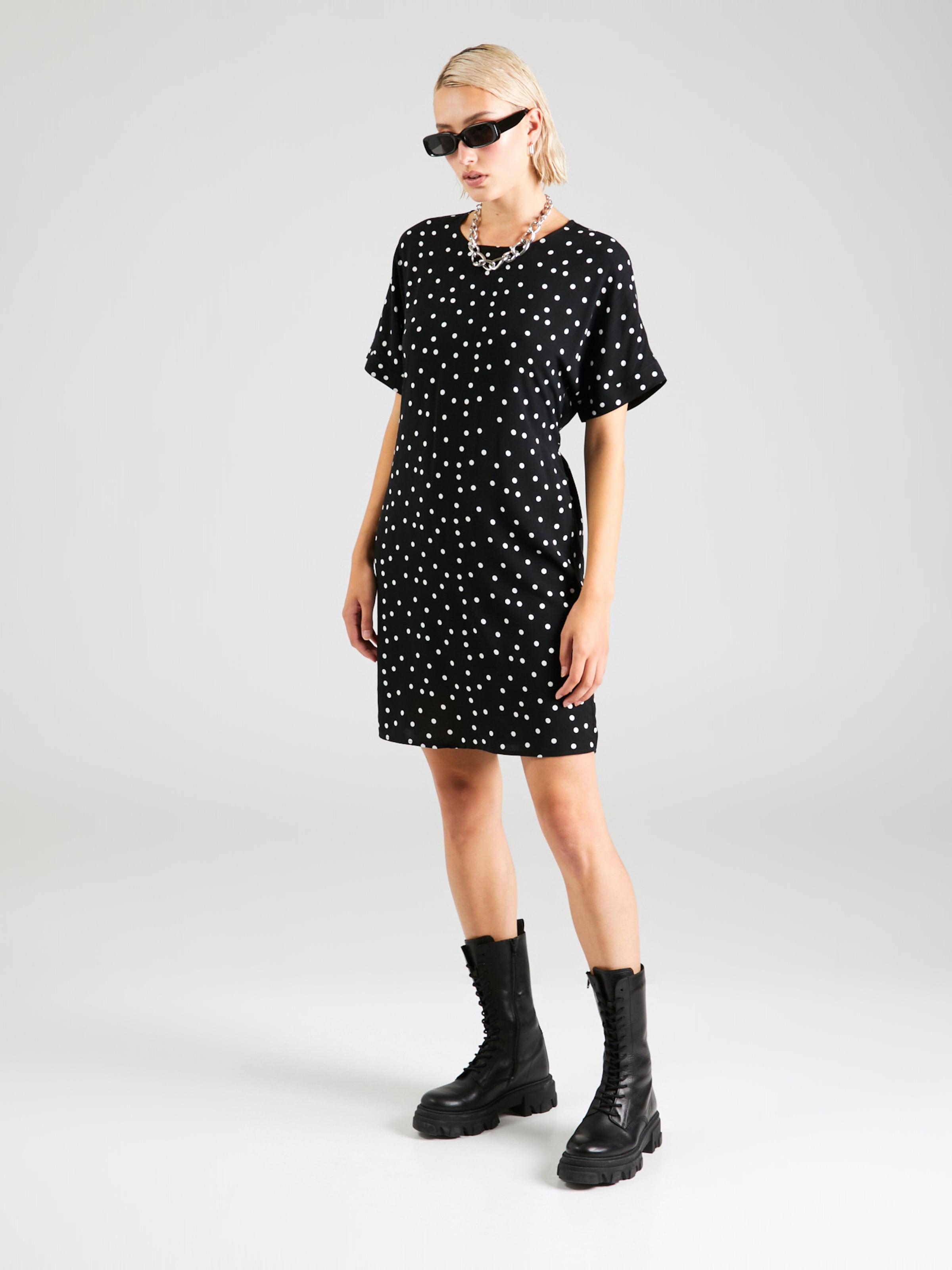 Moda 2025 dresses online