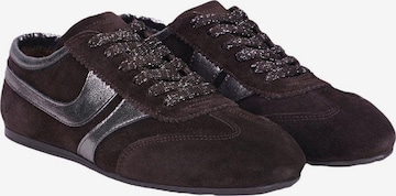 Baskets basses 'Trainer' Desa en marron : devant