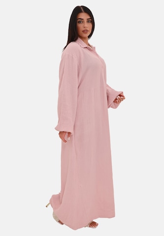 Elara Mekko värissä vaaleanpunainen