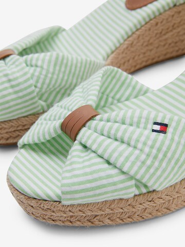 TOMMY HILFIGER Sandale in Grün