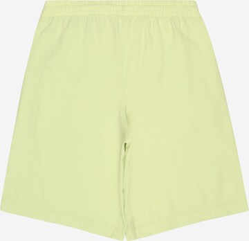 Abercrombie & Fitch Regular Shorts in Grün