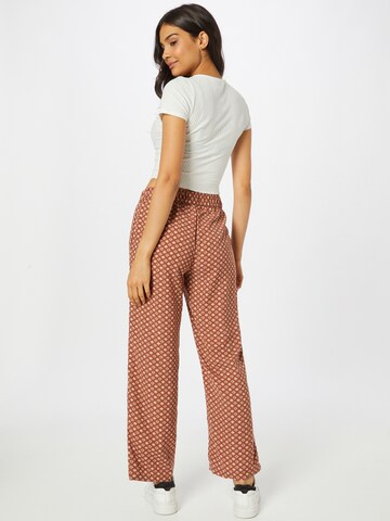 Wide leg Pantaloni 'MALENE' di JDY in rosso