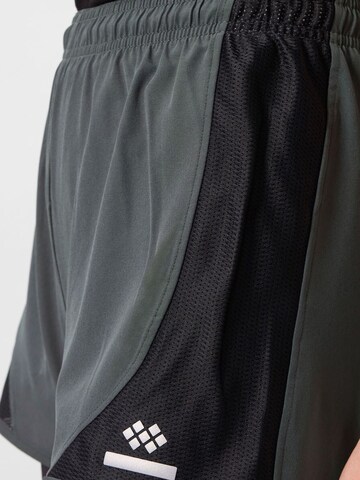Tommy Life Regular Sports trousers in Green
