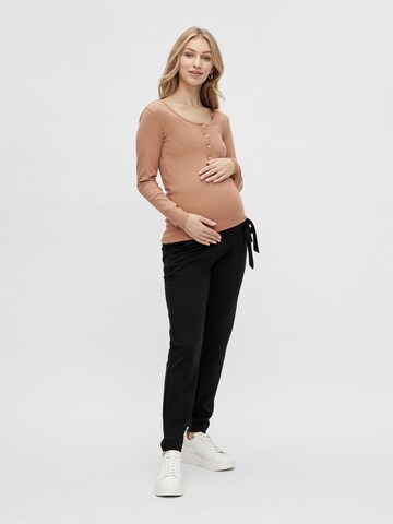MAMALICIOUS Regular Trousers 'Masmini' in Black
