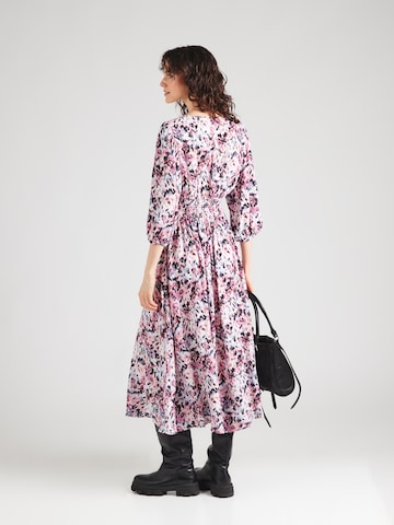 Mavi - Vestido en rojo