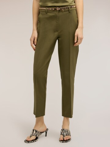 Regular Pantalon MOTIVI en vert