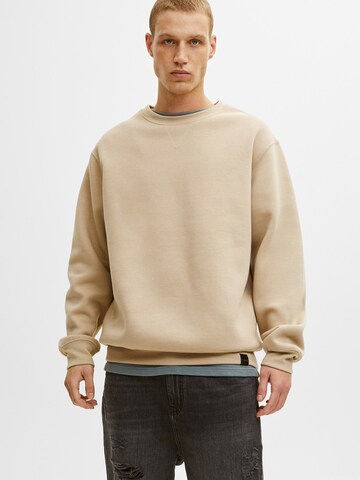 Pull&Bear Sweatshirt in Beige: front