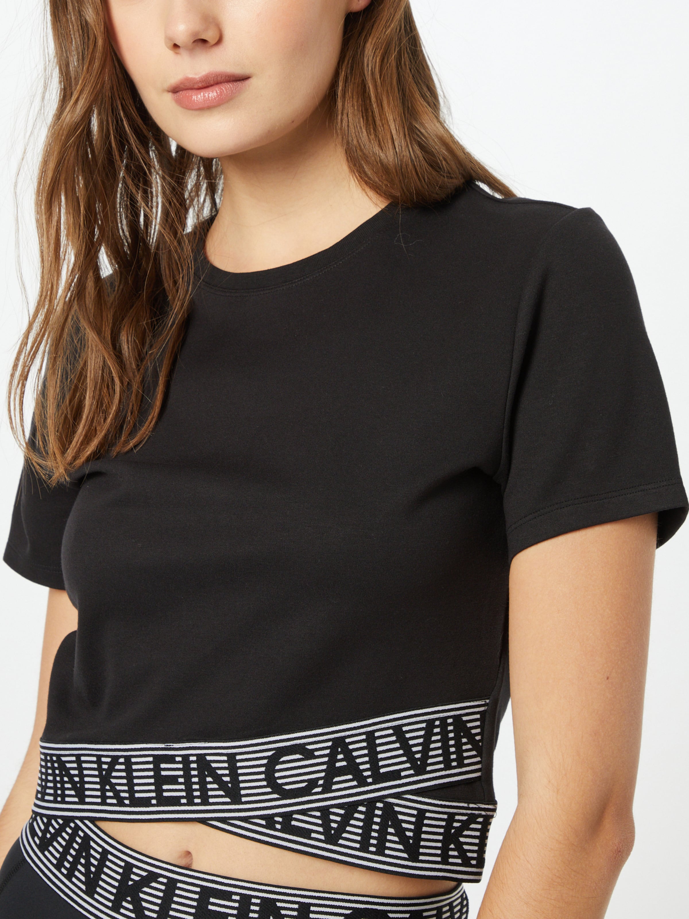 Disciplines sportives T-shirt fonctionnel Calvin Klein Performance en Noir 