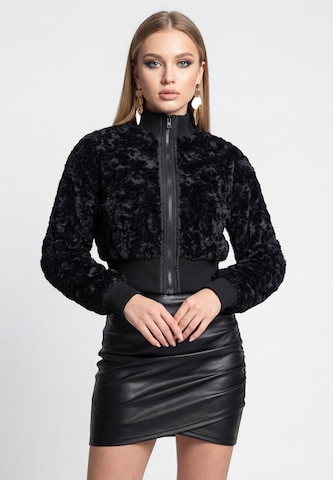 faina Between-Season Jacket in Black: front