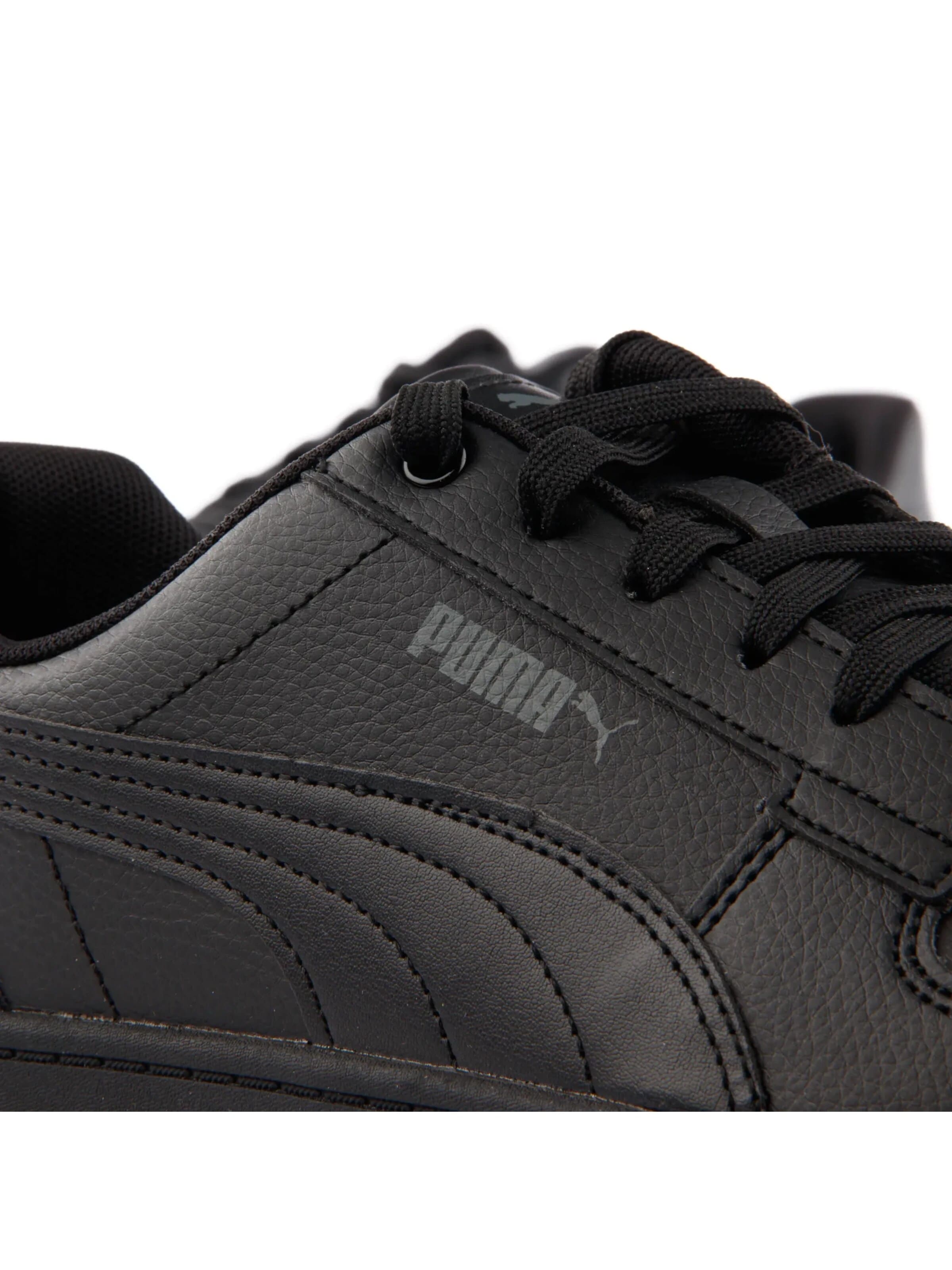 PUMA - Zapatos con cordón 'Caven 2' en negro