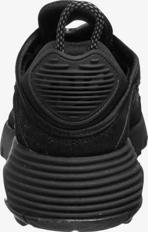 Nike Sportswear Platform trainers in Black