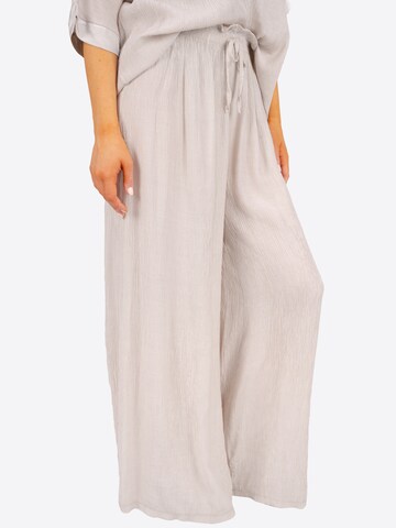 Seasons of April Loosefit Broek 'Tessa' in Beige
