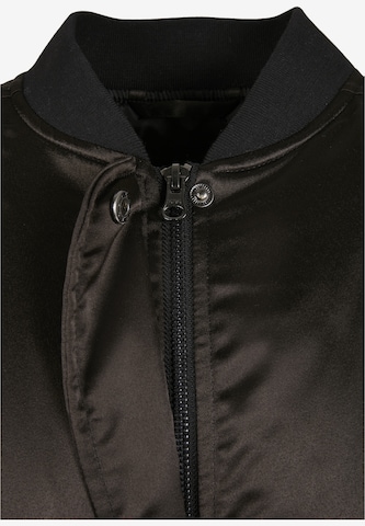 Urban Classics Jacke in Schwarz