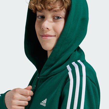 Veste de survêtement 'Essentials 3-Stripes' ADIDAS SPORTSWEAR en vert