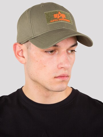 Casquette ALPHA INDUSTRIES en vert : devant