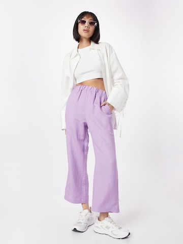 Lindex Široke hlačnice Hlače 'Bella' | vijolična barva