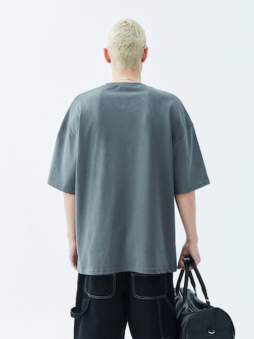 VAMOS CLO Bluser & t-shirts i grå