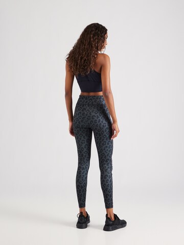 ABOUT YOU Regular Leggings 'Liddy' in Groen