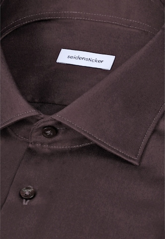 Coupe slim Chemise business 'Smart Classics' SEIDENSTICKER en rouge